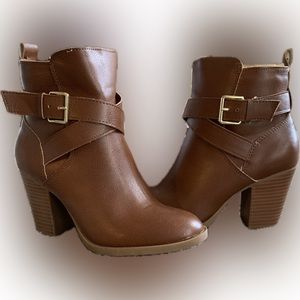 Serra women’s -Ladies booties size 7, brown